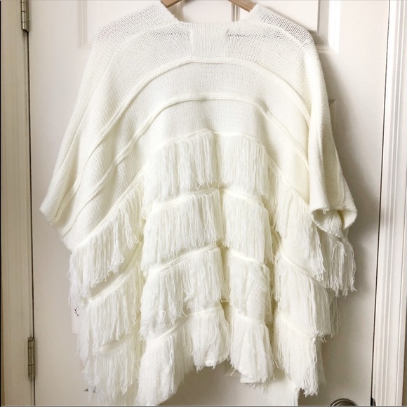 NWT BNCI Acrylic Cardigan Fringe White One Size - Picture 6 of 12